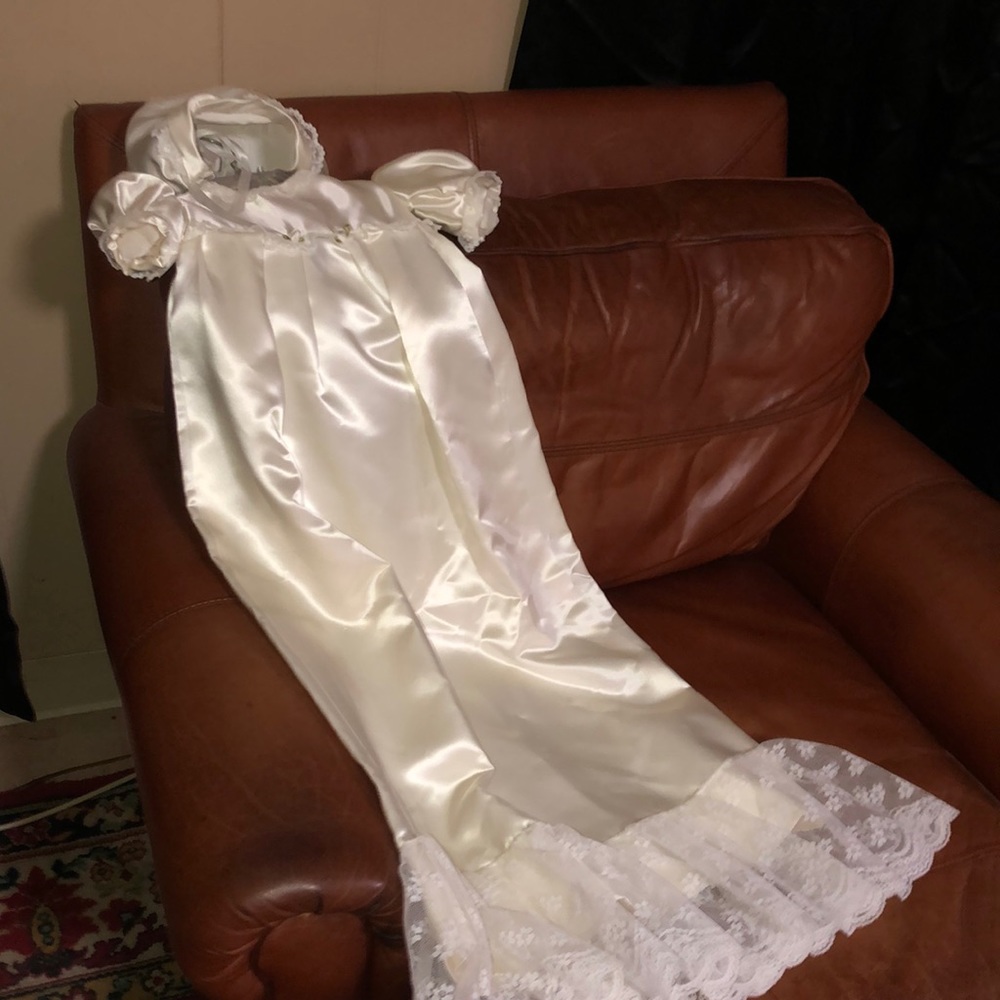 Beautiful Vintage Christening Gown & Cap